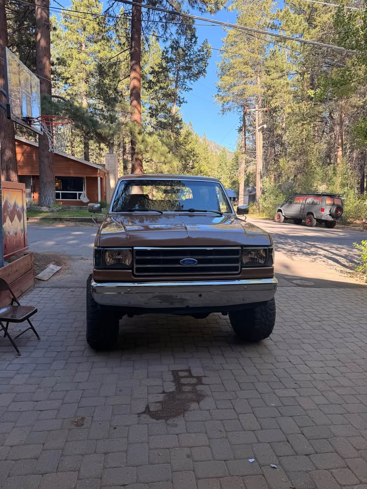 1989 Ford Bronco · Wildtrak Sport Utility 4D — photo 2