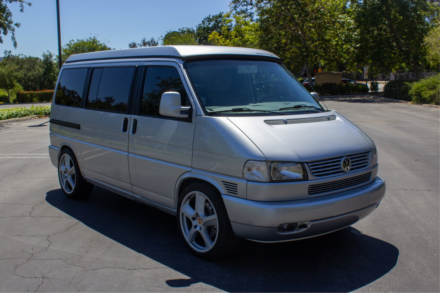 Silver VW Eurovan Westfalia camper van parked — photo 1