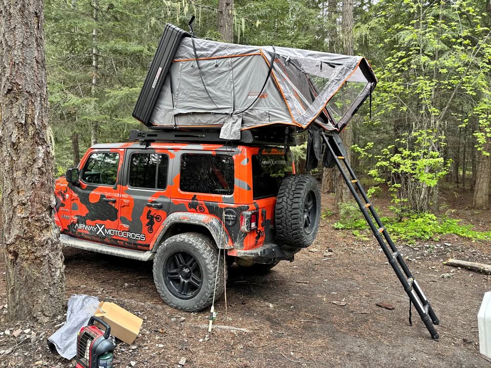 Roofnest Hard Shell Rooftop Tent in Airway Heights, WA (photo 1) — photo 1