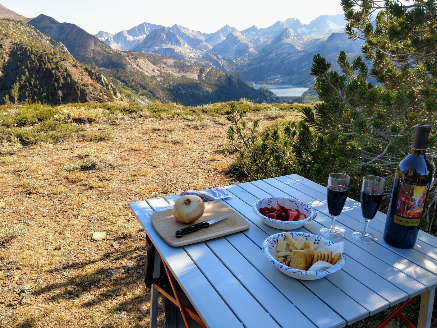 RV rental: Enjoy a scenic mountain vista & lake view with a delightful picnic – wine, cheese, strawberries, and more!