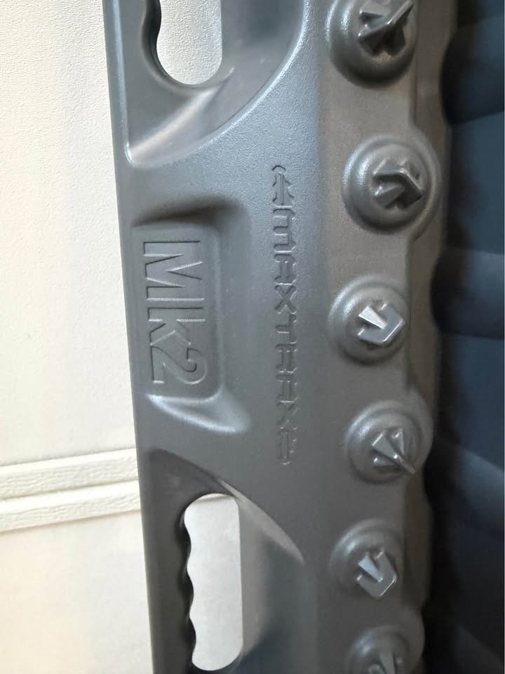 MAXTRAX MKII GUNMETAL GREY w/Lanyard ***NEVER USED*** in Surprise, AZ (photo 3) — photo 3