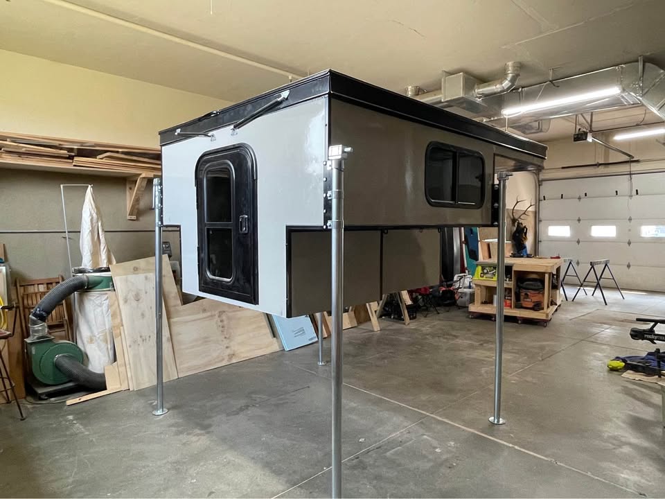 Tacoma pop up truck bed camper in Steamboat Springs, CO (photo 2) — photo 2