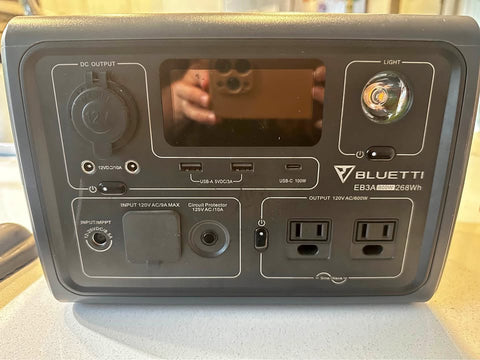 BLUETTI EB3A portable power station WITH BLUETTI 120W Solar Panel