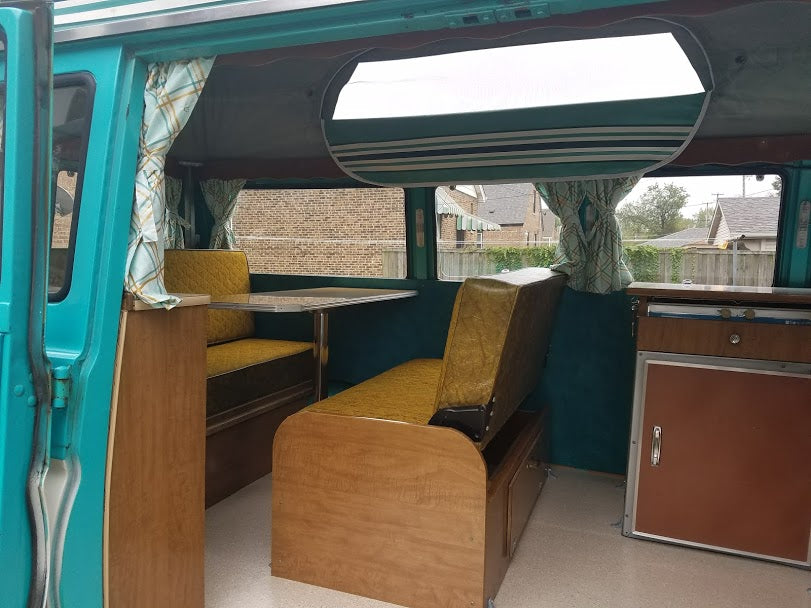 side doors open