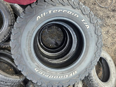 BFGoodrich All-Terrain T/A KO3 Tires – LT275/70R18 125/122S