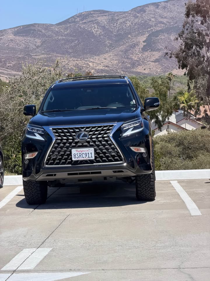 2020 Lexus GX 460 in La Mesa, CA (photo 2) — photo 2