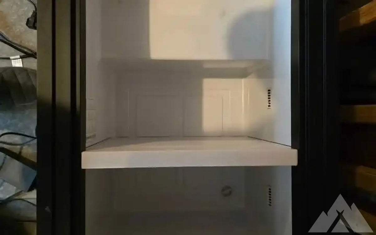 ICECO APL55 Dual‐Zone 12V/AC Portable Fridge — used coolers & fridges for sale (photo 6) — photo 6