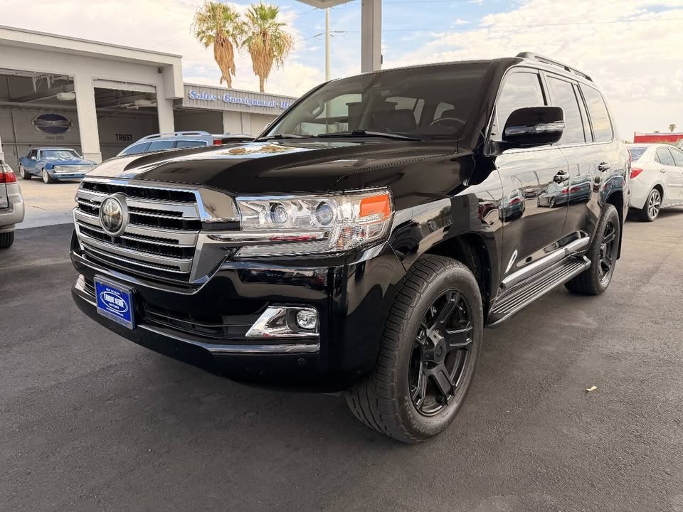 2021 Toyota Land Cruiser in Tucson, AZ (photo 3) — photo 3