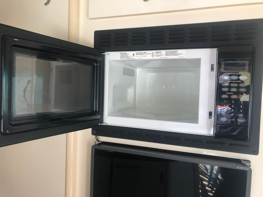 2006 Gulf Stream Vista Cruiser, Clean and Functional, Great for 1-2 People