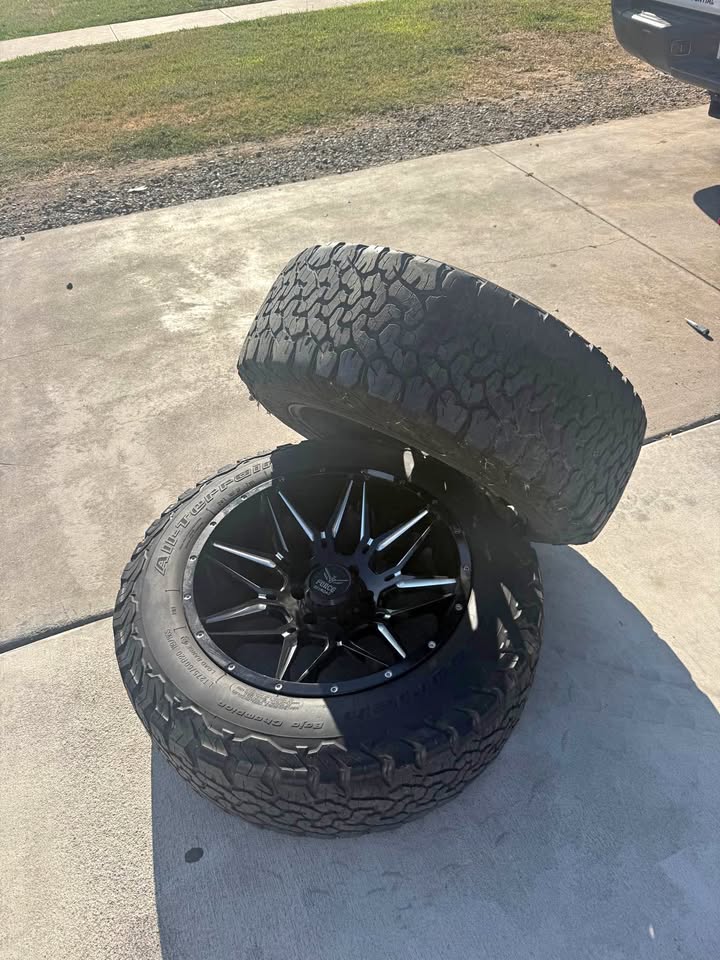 BFGoodrich All-Terrain T/A KO2 Tires with Force Offroad Rims LT275/60R20 ———- 6lugs in Fresno, CA (photo 1)