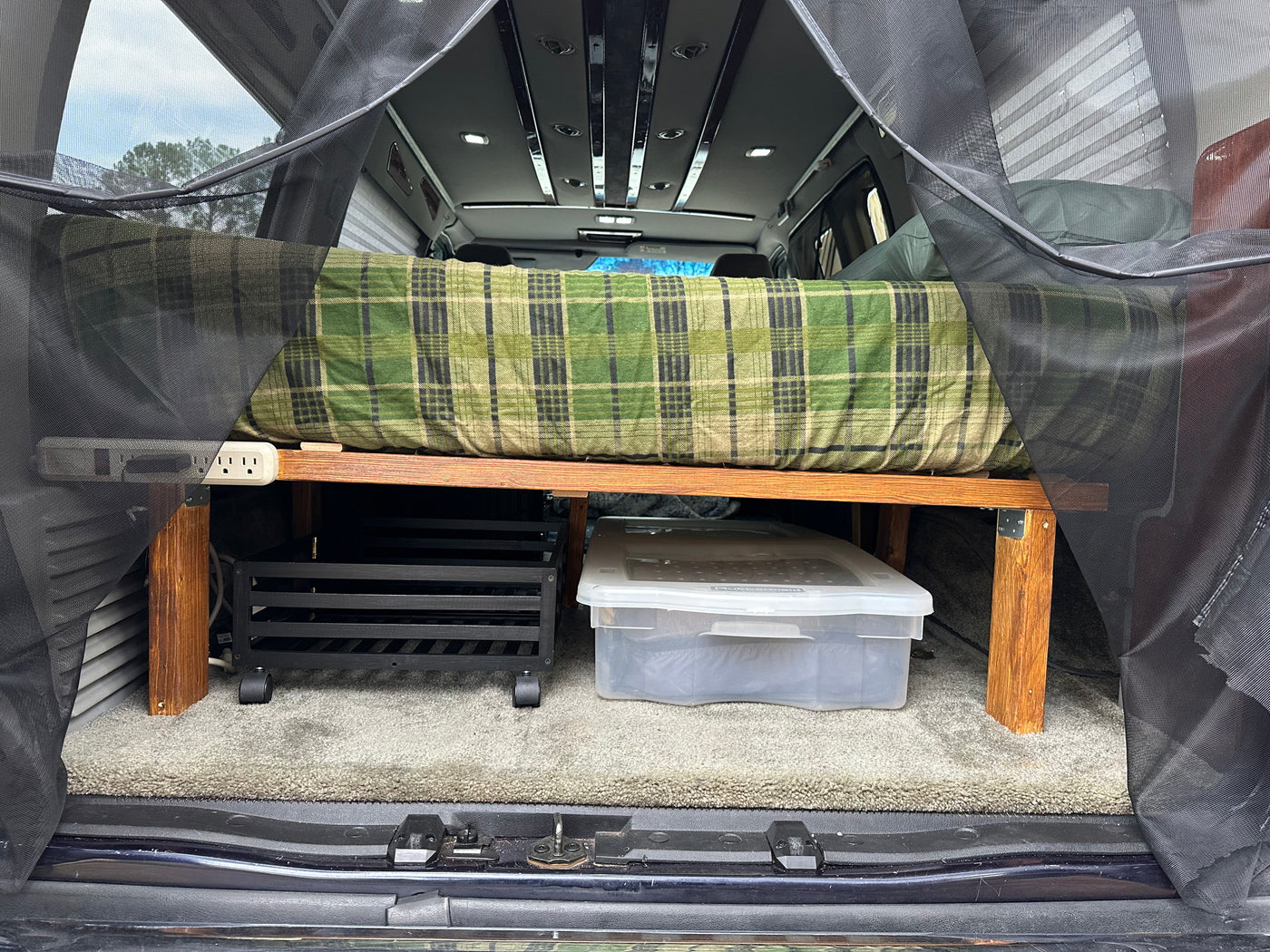 Cozy Camper Adventure Van — photo 9