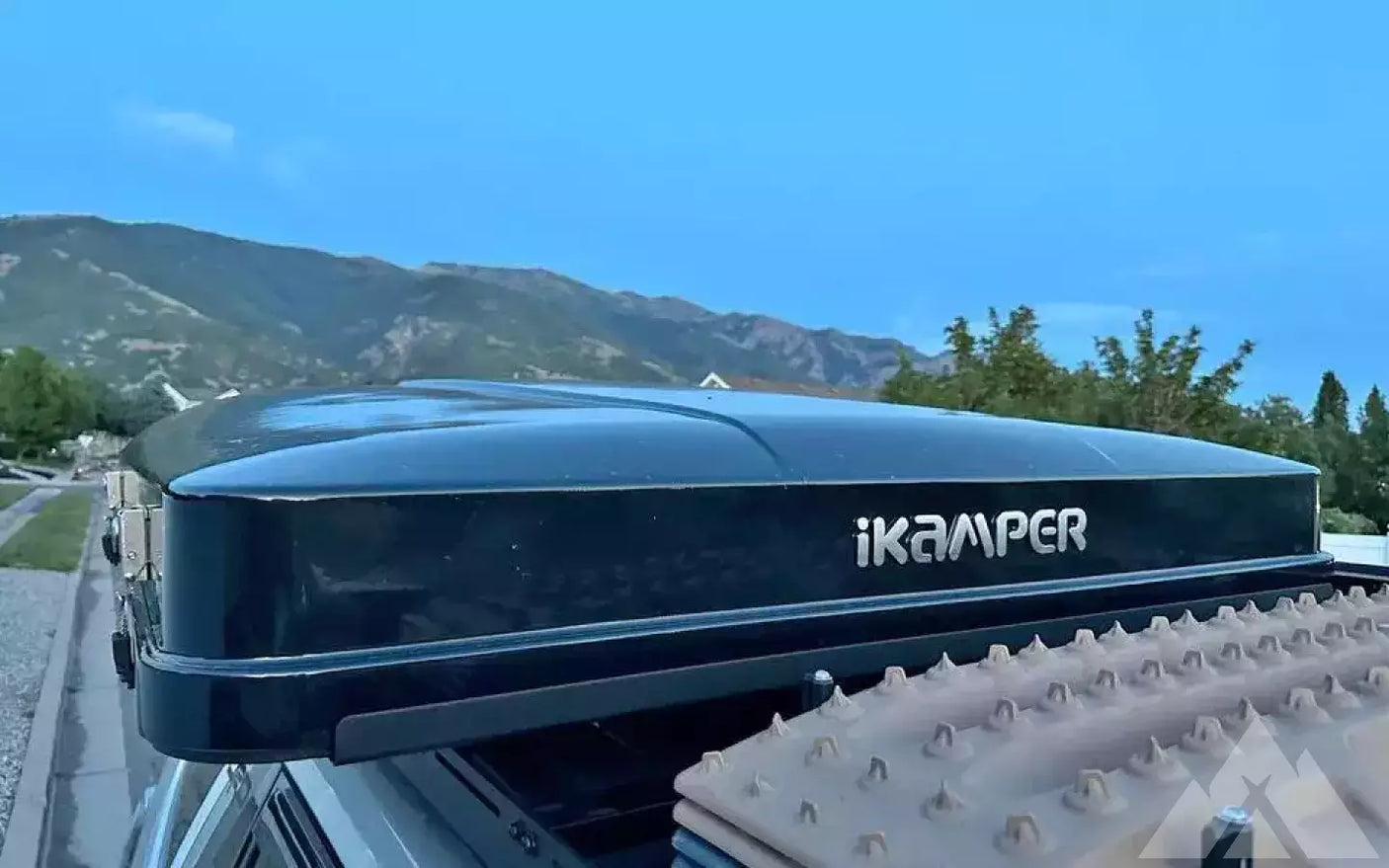 iKamper 3.0 Mini Rooftop Tent RTR — used rooftop tents for sale (photo 3)