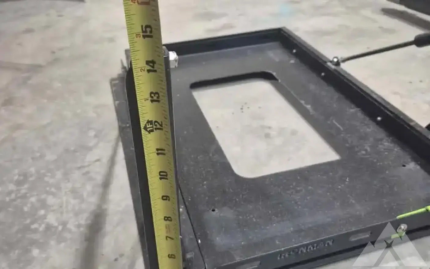 Ironman 4x4 tilting fridge slide — used fridge slides for sale (photo 5)
