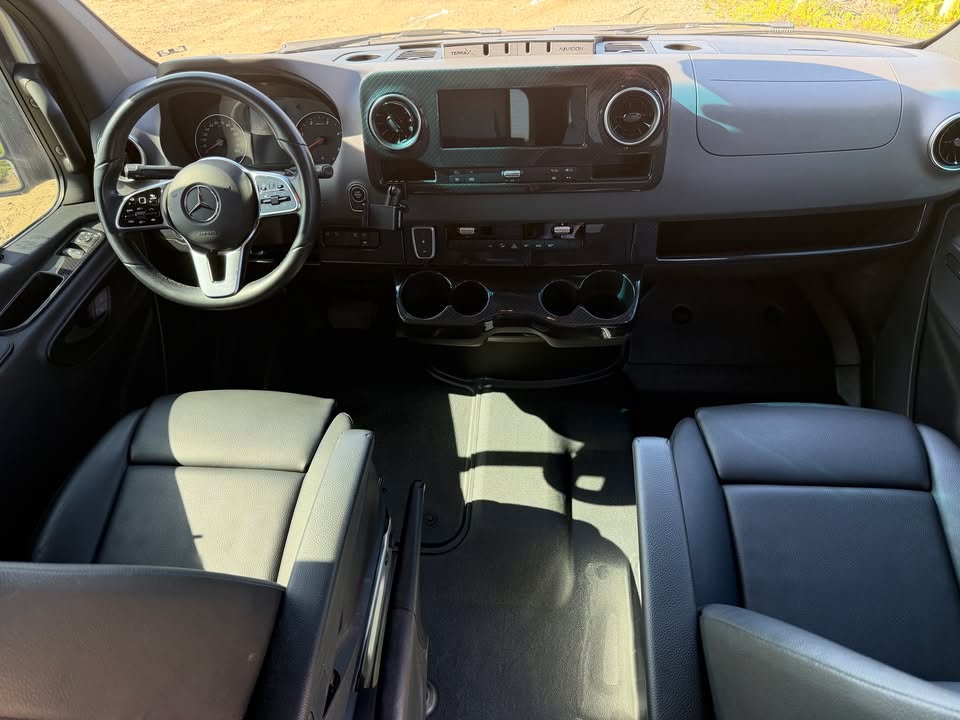 2023 Winnebago Revel 44E mercedes sprinter in Encinitas, CA (photo 6) — photo 6