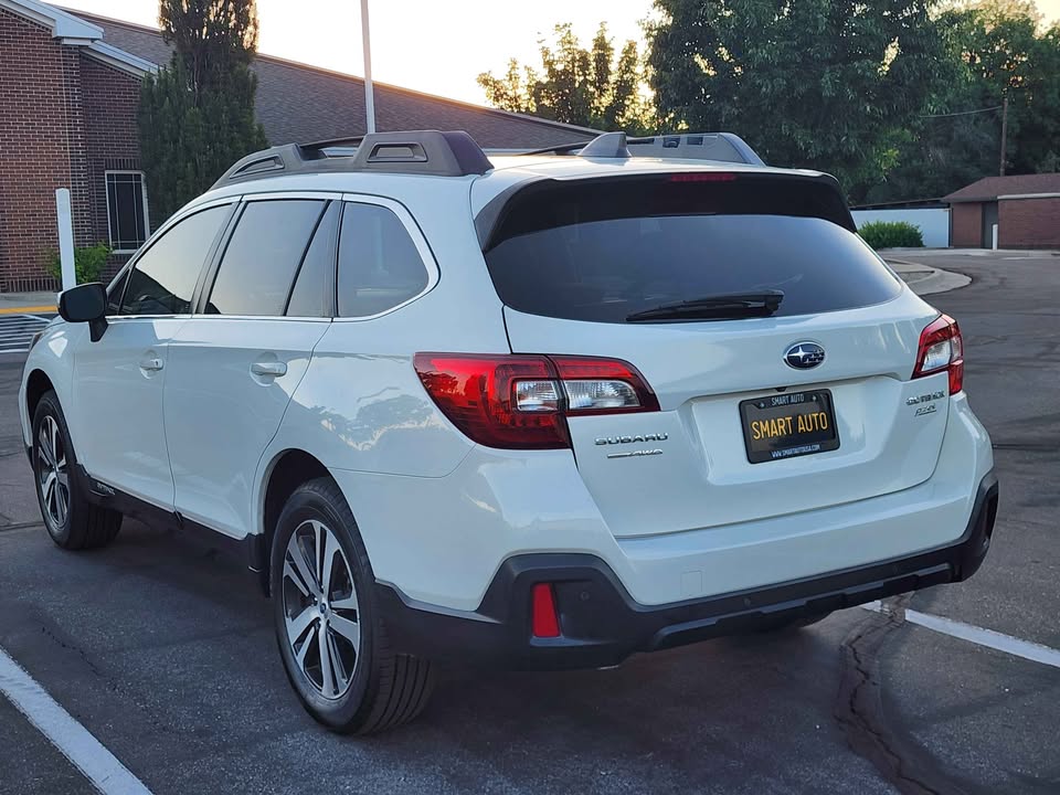 2019 Subaru Outback · 2.5i Limited Wagon 4D in Salt Lake City, UT (photo 5) — photo 5