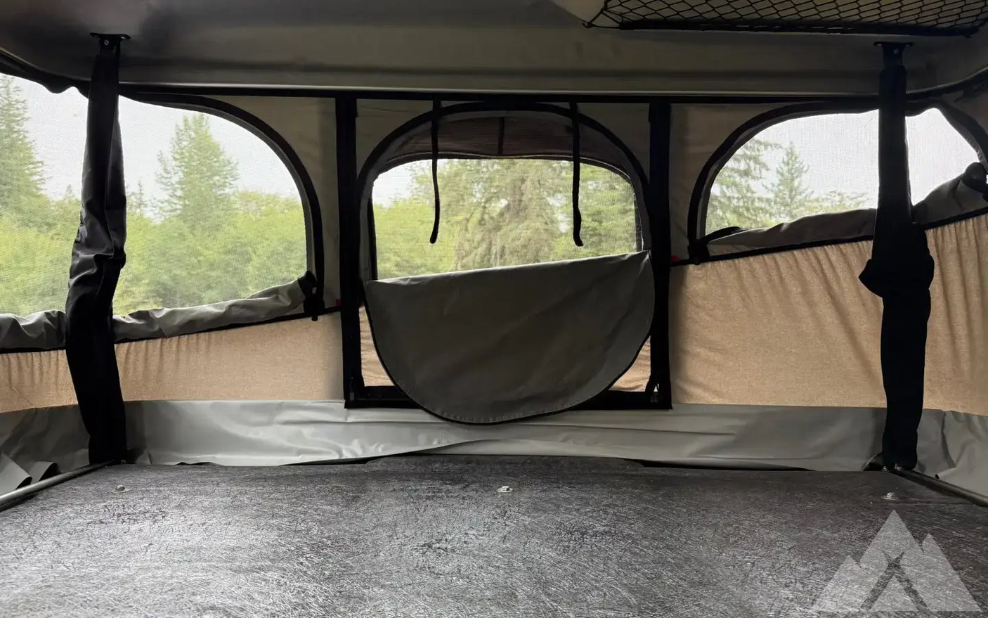 James Baroud RTT w/ JB tunnel/awn plus more — used rooftop tents for sale (photo 7)