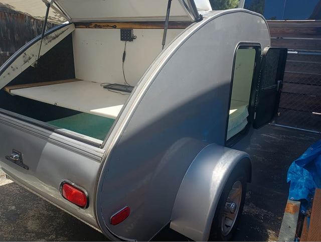 2005 little guy deluxe teardrop camper — photo 3