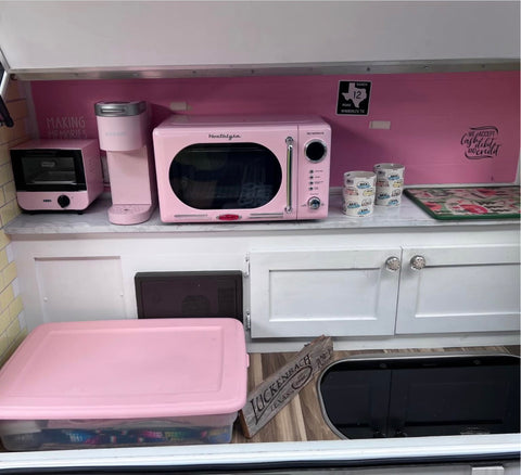 Cozy and Chic Travel Trailer – Perfect for Girls’ Getaways! overland rental