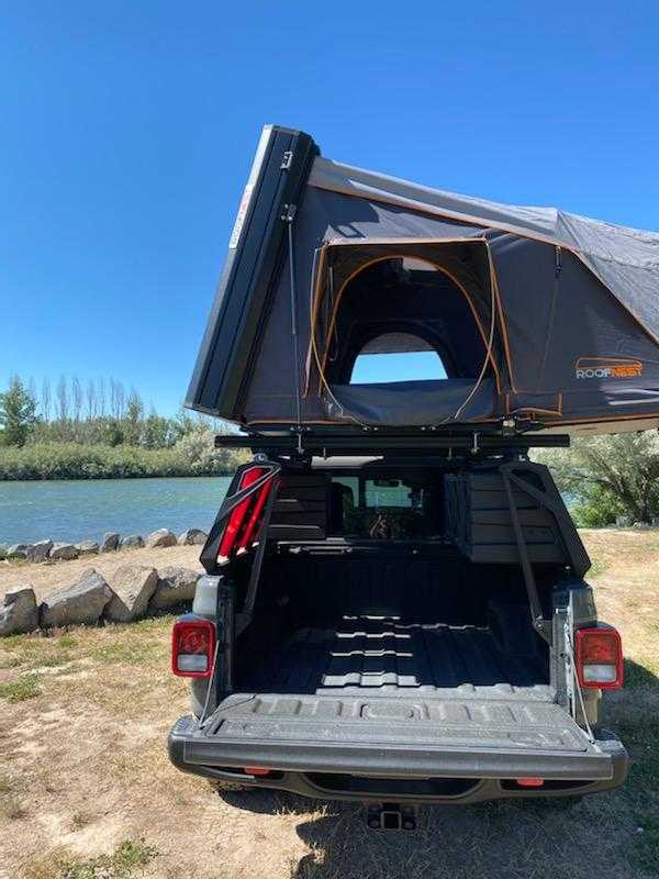 ready for outdoor adventures.|Explore with this Jeep Gladiator rv rental