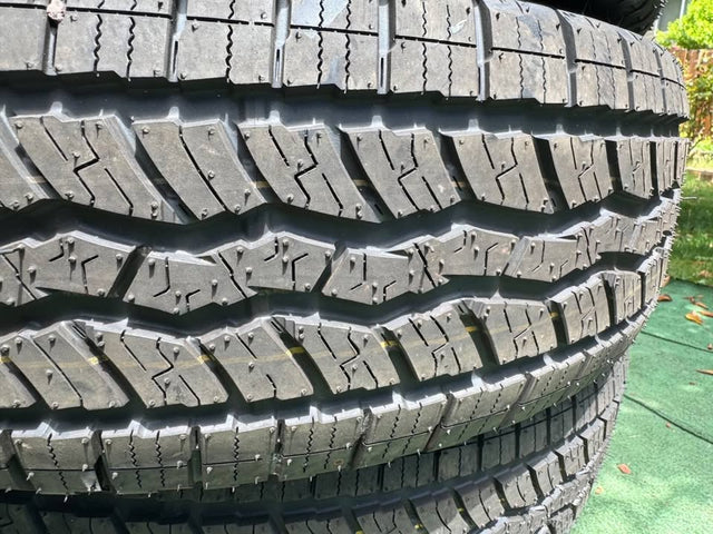 Falken WildPeak A/T3W A Tires 265/70r18 265/70/18 or 265-70-18 takeoffs — photo 3