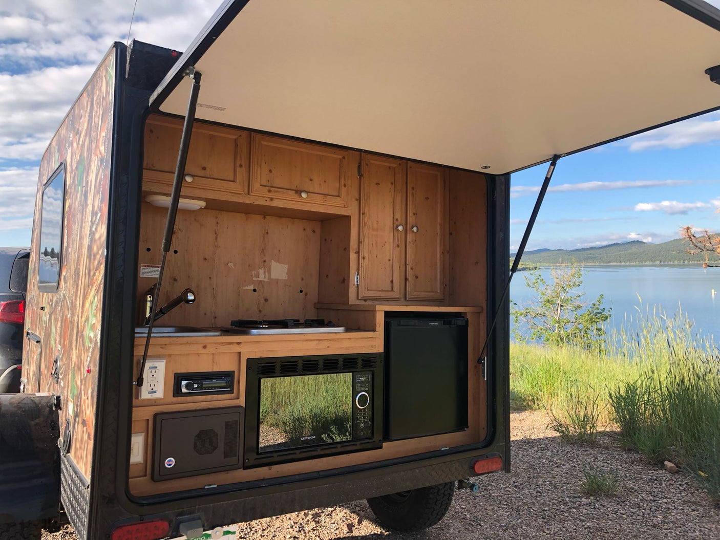 featuring a microwave