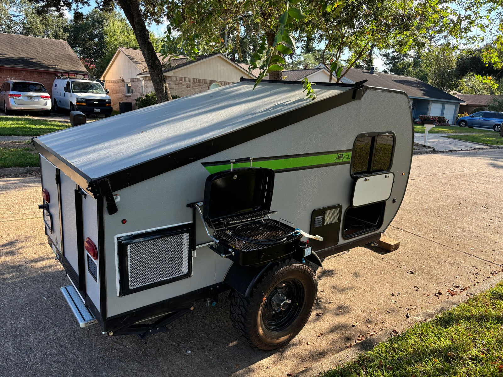 perfect for your next rv rental adventure. Features include a side grill