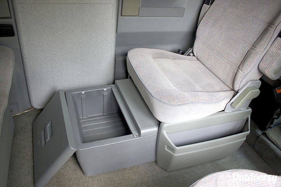2002 Silver VW Westfalia Orlando