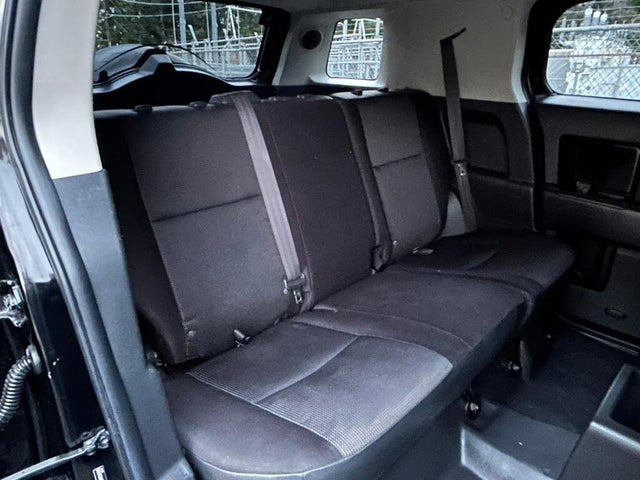 2009 Toyota FJ Cruiser 4WD in Kirkland, WA (photo 12) — photo 12