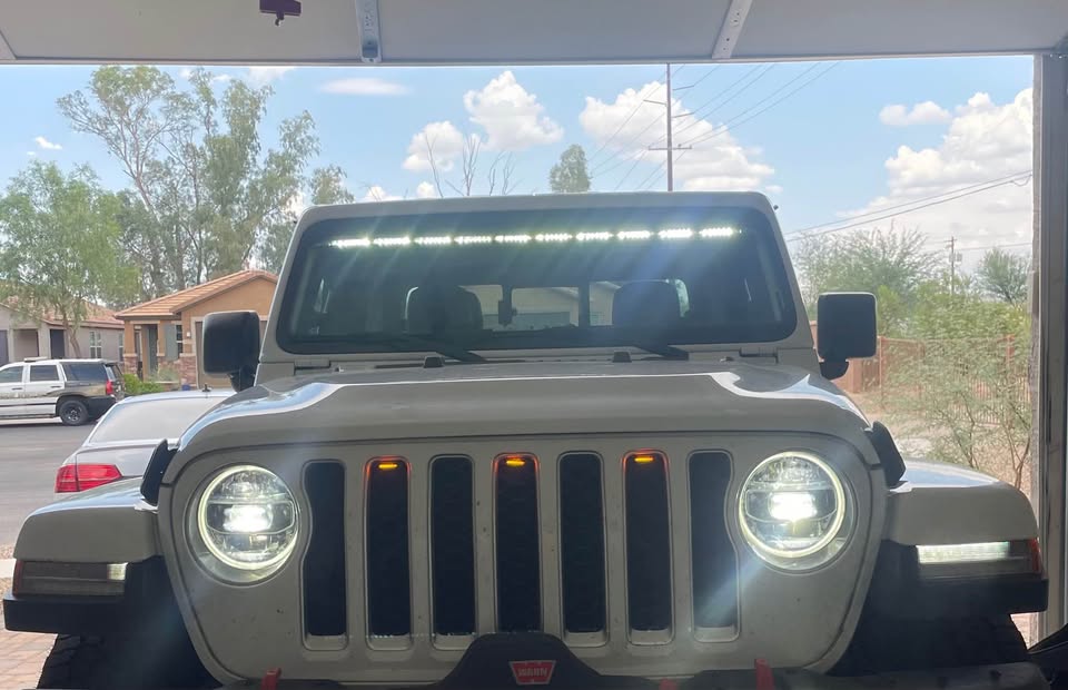 2020 Jeep Gladiator · Overland Pickup 4D 5 ft in Tucson, AZ (photo 4) — photo 4