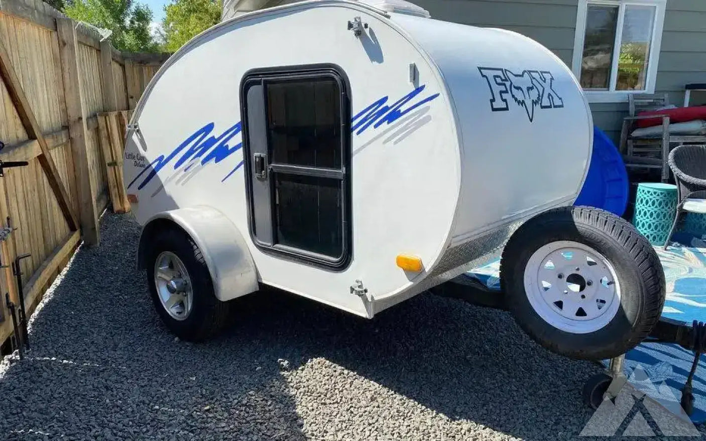 Little Guy Deluxe teardrop trailer - 2005 — used overland trailer for sale in Englewood, CO (photo 3)