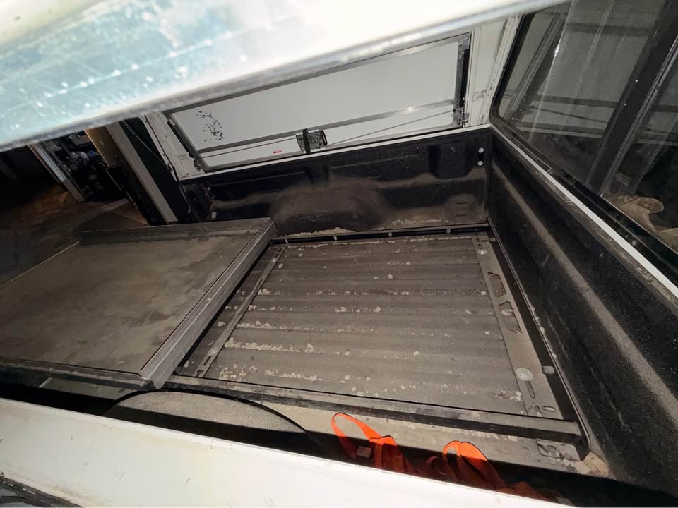 DECKED CargoGlide CG1000 Truck Bed Slide - 6’ in Portland, OR (photo 3) — photo 3