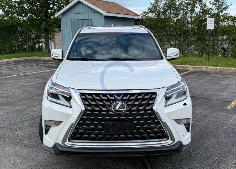 2020 Lexus GX in Toronto, ON (photo 2)