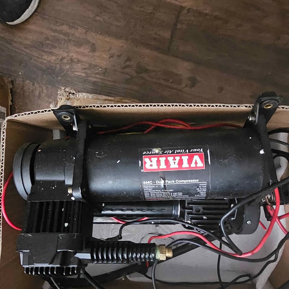 Smittybilt and Viair 444C Dual Pack Air Compressor in Tempe, AZ (photo 4) — photo 4