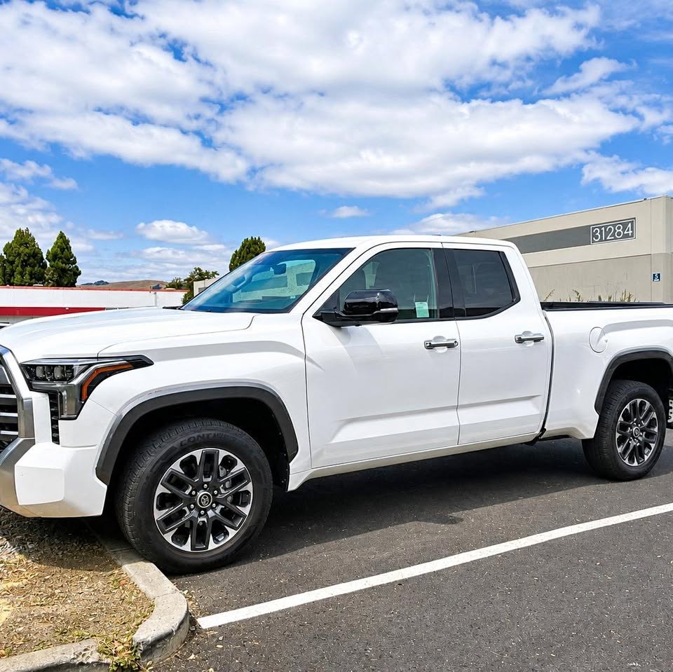 2022 Toyota tundra limited 4wd in Hayward, CA (photo 1) — photo 1
