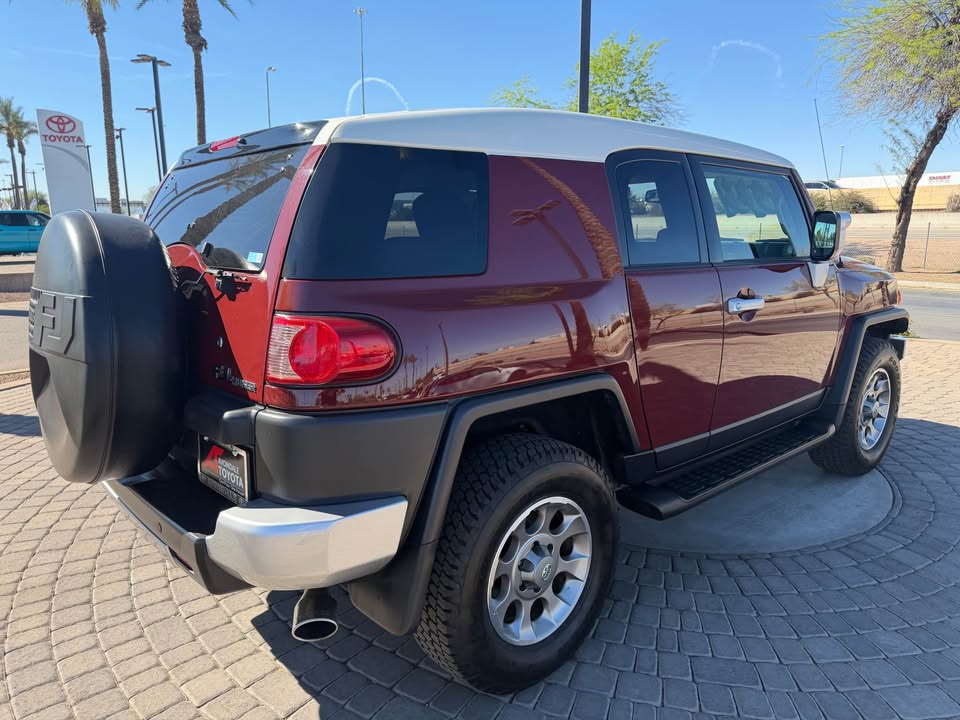 2011 Toyota FJ Cruiser · Base in Avondale, AZ (photo 2) — photo 2