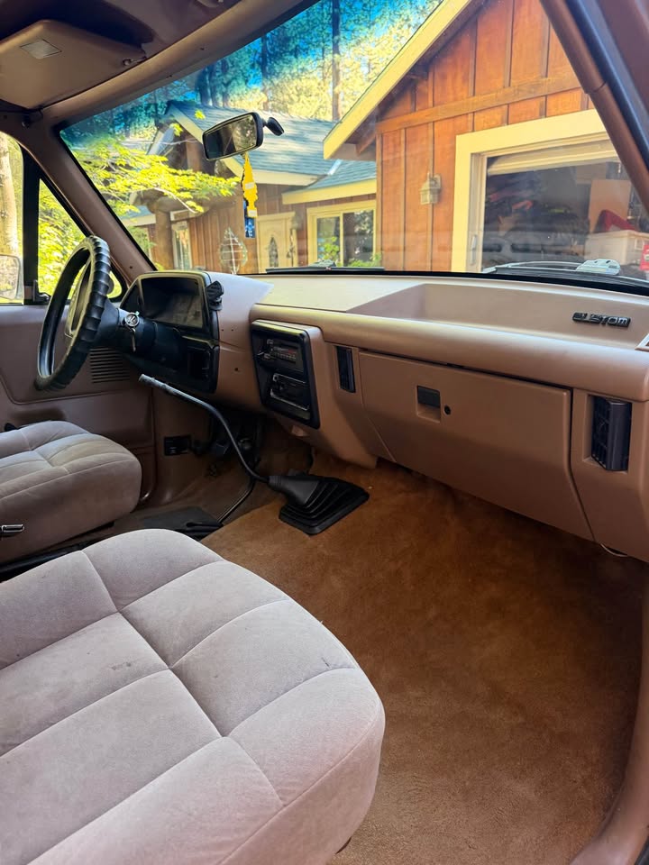 1989 Ford Bronco · Wildtrak Sport Utility 4D — photo 7
