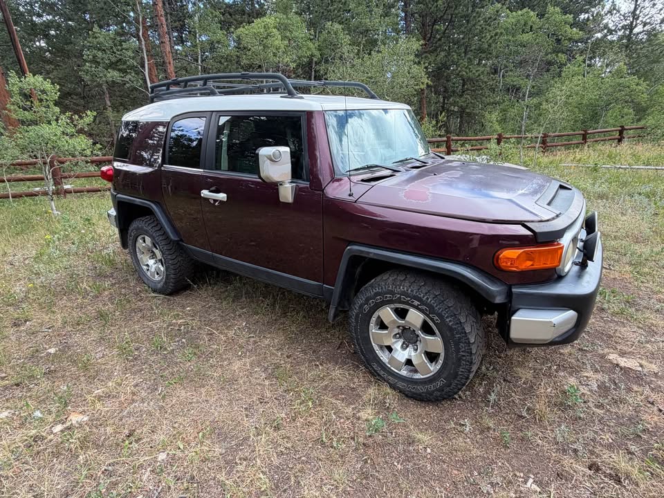 2007 Toyota FJ Cruiser · Sport Utility 2D in Allenspark, CO (photo 7) — photo 7