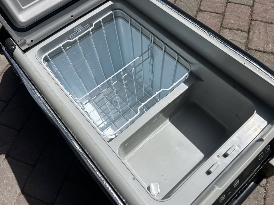 Dometic CFX40W in Emeryville, CA (photo 4) — photo 4