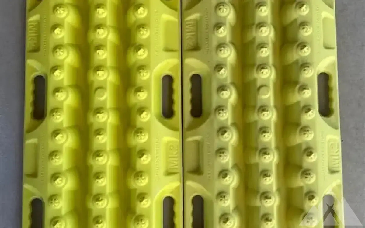 Maxtrax Mk2 traction boards (pair) — used gear for sale (photo 3) — photo 3