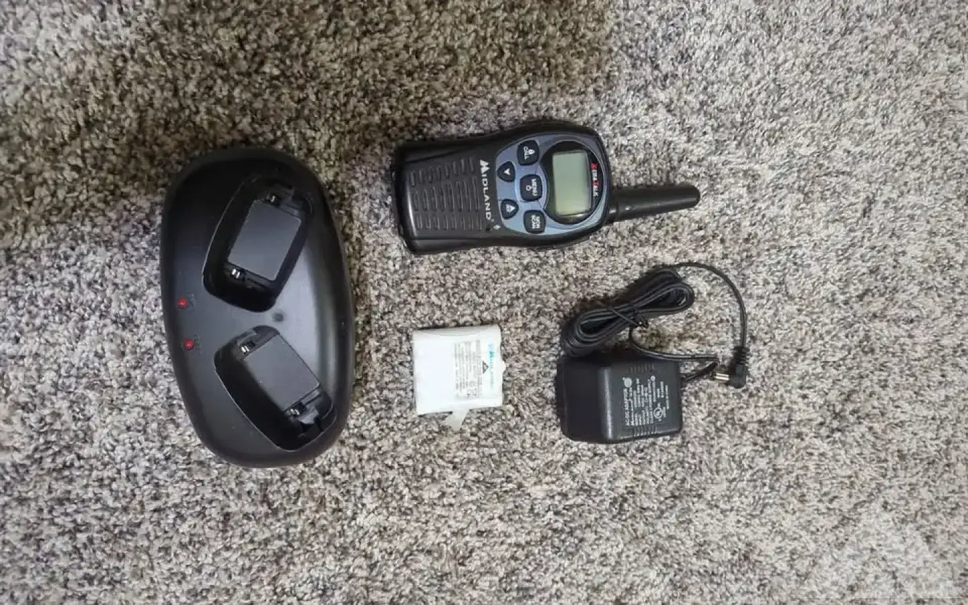 Midland two way radio LXT560 — used gear for sale (photo 3) — photo 3
