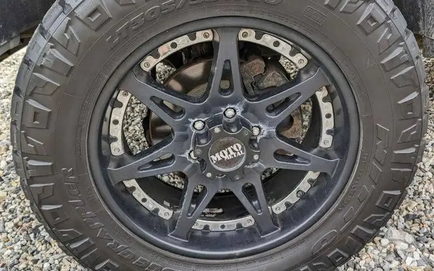 Moto Metal 20 inches Nitto R20 — used set of wheels tires for sale (photo 2)