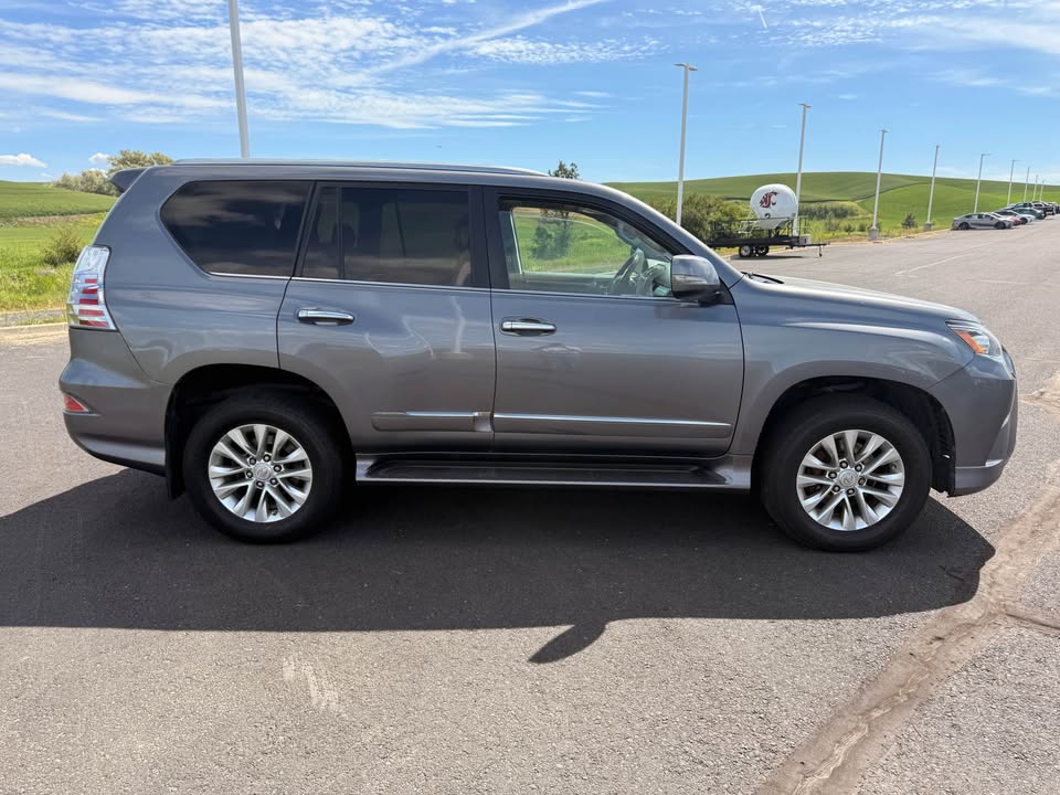 2018 Lexus GX · GX 460 Premium Sport Utility 4D in Pullman, WA (photo 9)
