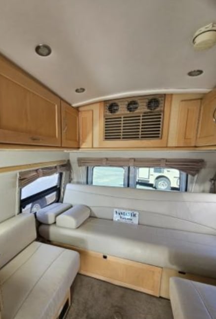rear bed