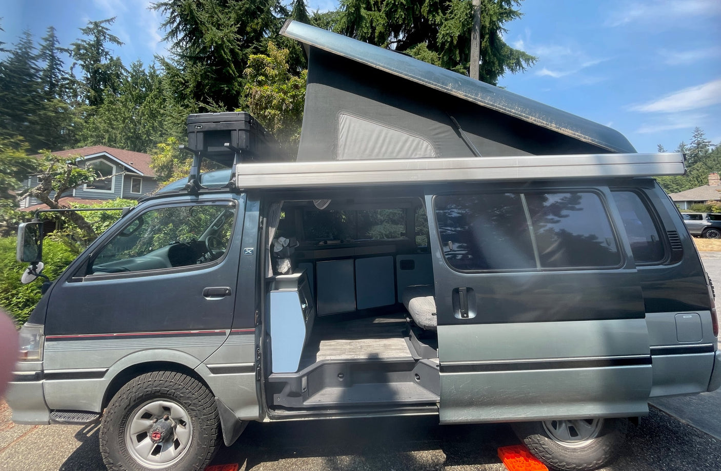 Bokensha | Rare Japanese 4WD Adventure Camper | Off-Grid Ready