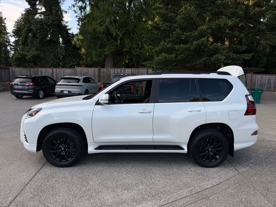 2022 Lexus GX 460 for sale in Auburn, WA (photo 4) — photo 4
