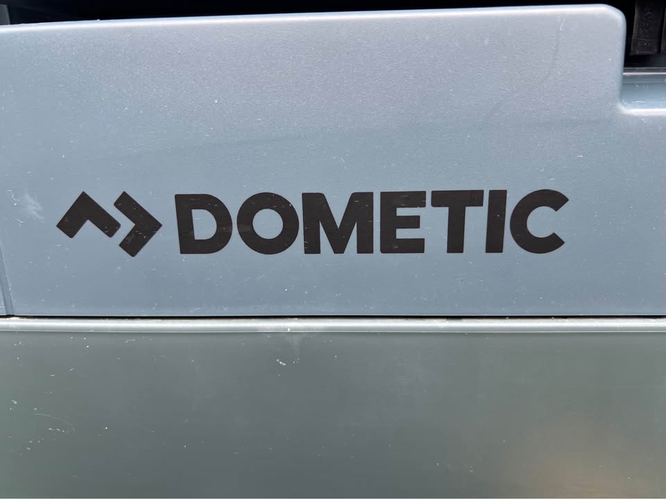Dometic 57 L Cooler or Freezer in Longview, WA (photo 4) — photo 4
