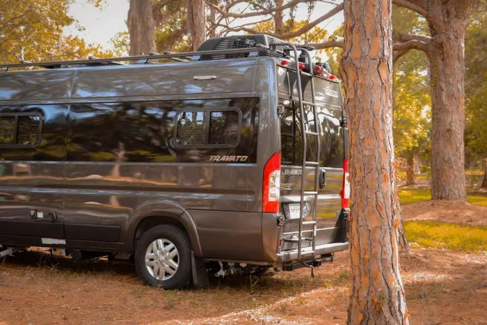 "Lux" 2022 Winnebago 59G, Fully Contained OFF Grid Capable! Air Conditioned