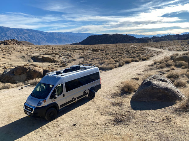 Luna: 2022 Thor Sequence Class B • Easy to Drive • Off-Grid Ready! — photo 3