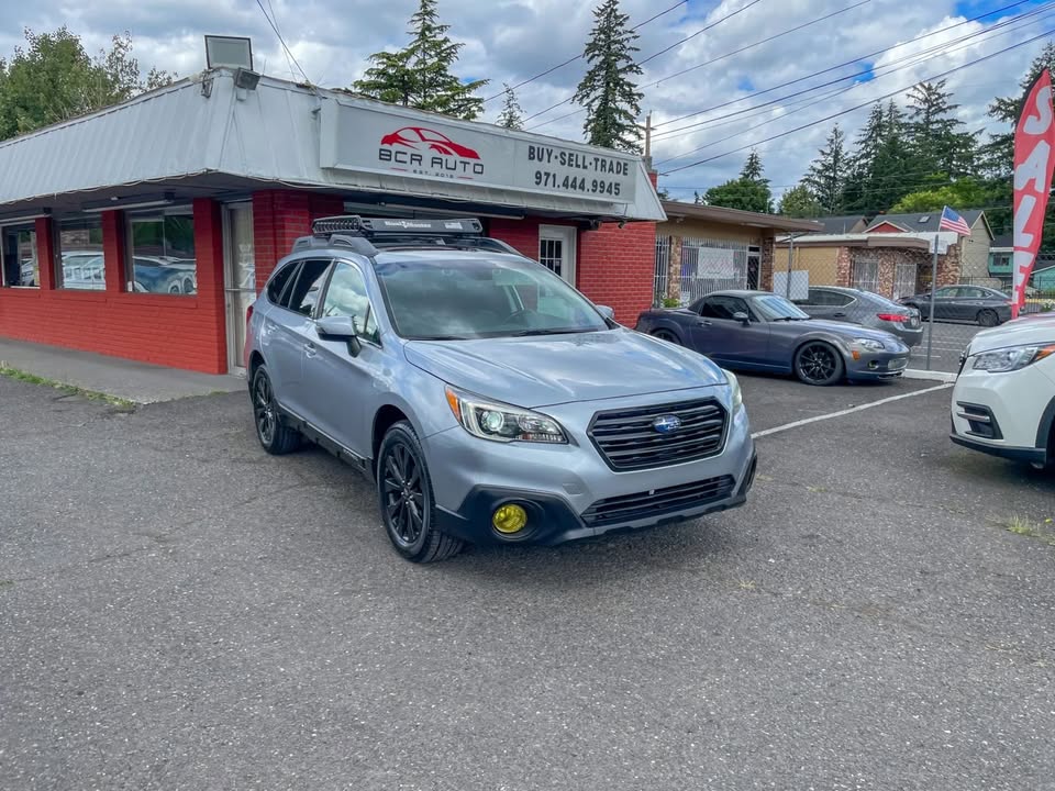 2017 Subaru Outback in Portland, OR (photo 4) — photo 4
