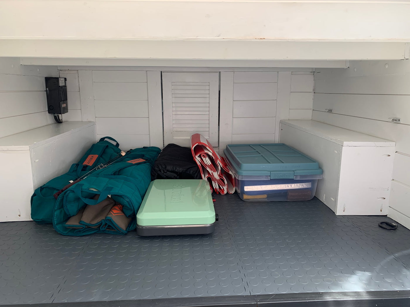 and pull-out table.|Driver's view in an rv rental van: Mercedes-Benz dashboard — photo 8